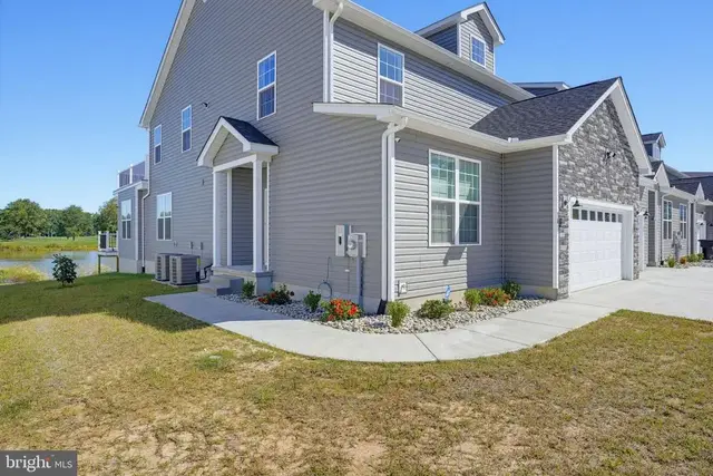 11 Valhalla Ct, Dover