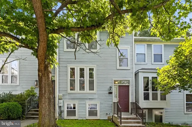 8112 Wooded Glen Ct, Ellicott City