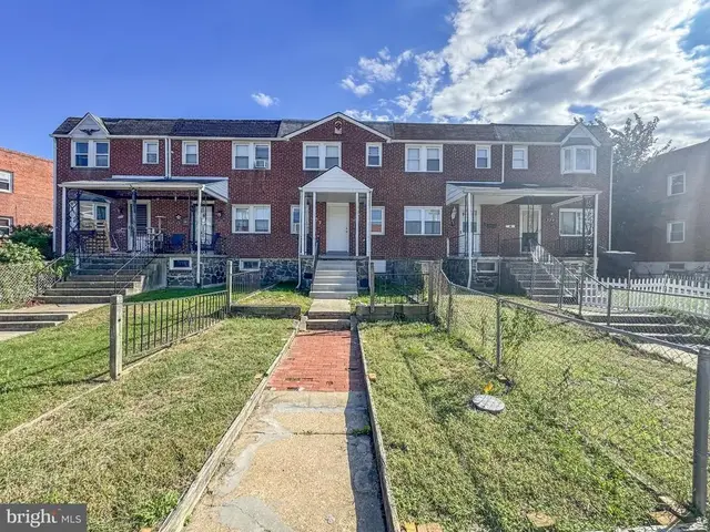 333 Magnolia Ter, Essex