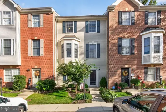 228 Tilden Way, Edgewater