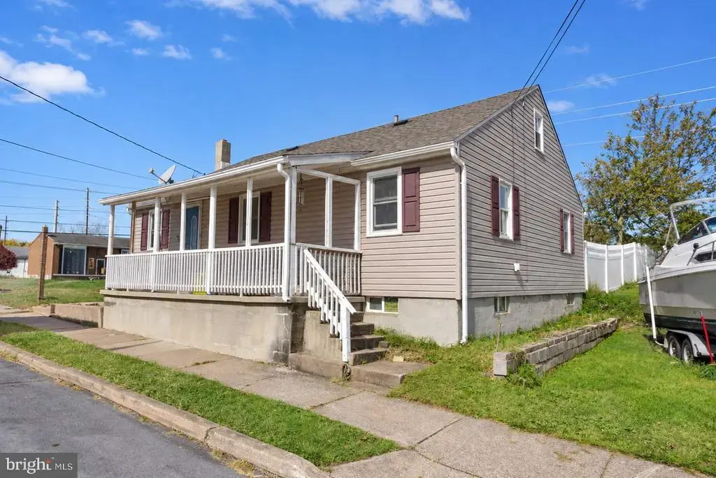 163 State St, MIDDLETOWN