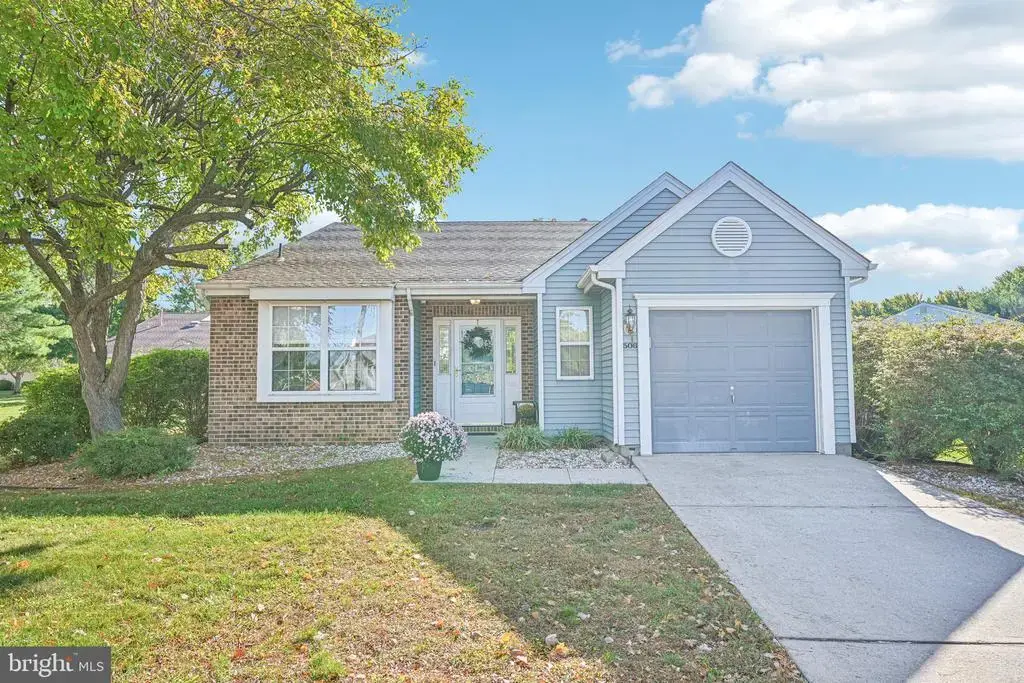 506 Violet Ct, MOUNT LAUREL
