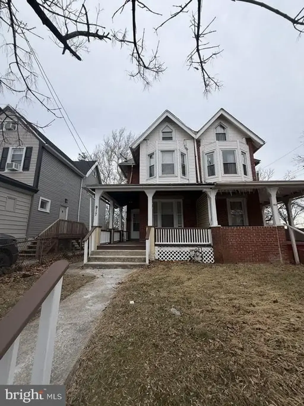917 Pembroke Ave, LANSDOWNE
