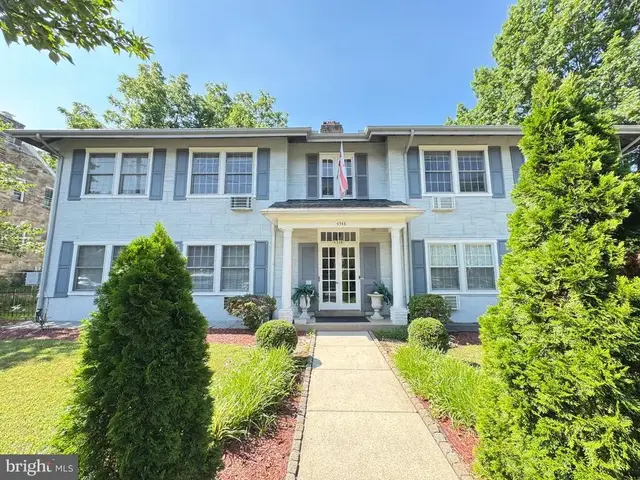 4348 Ellicott St Nw #1, Washington