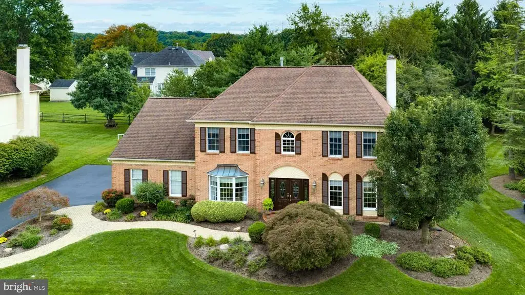 708 Castlewood Dr, DRESHER