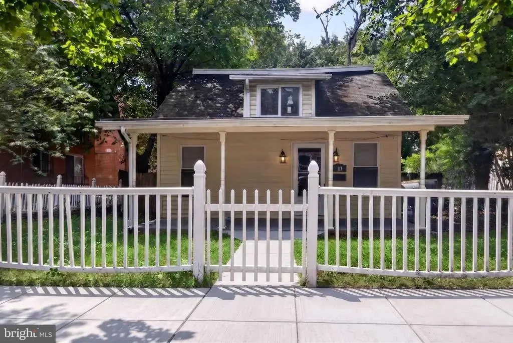 117 Yuma St Se, WASHINGTON