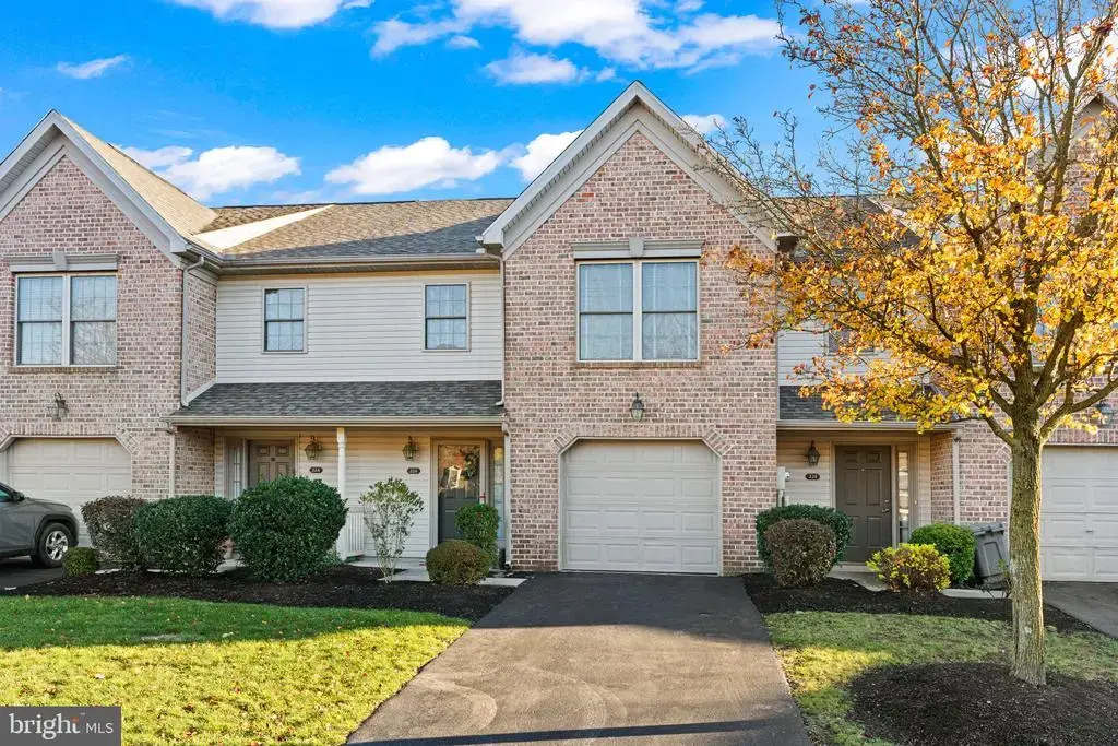 226 Timber View Dr, HARRISBURG