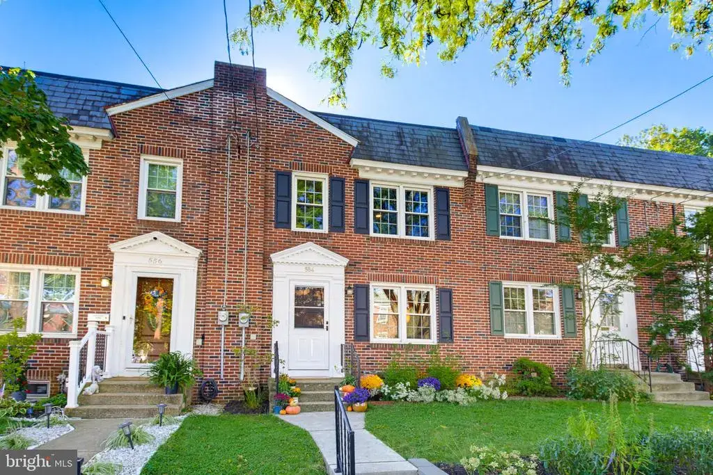554 E Frederick St, LANCASTER