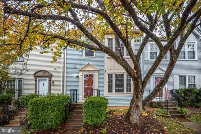 729 Acorn Ct, Warrenton