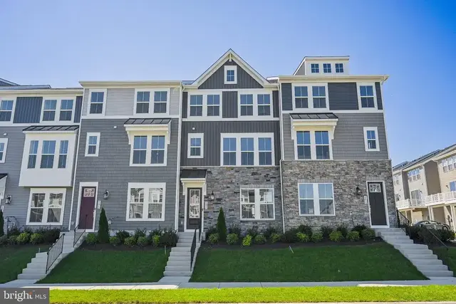4814 Jackson Village Pkwy, Fredericksburg