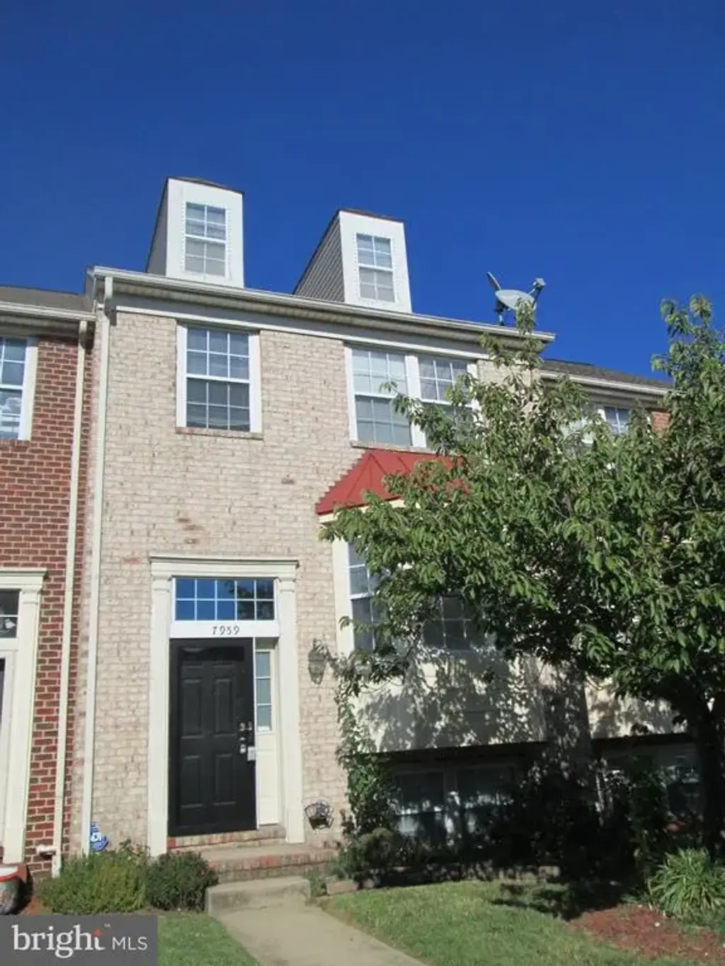 7959 River Rock Way, STONEY BEACH