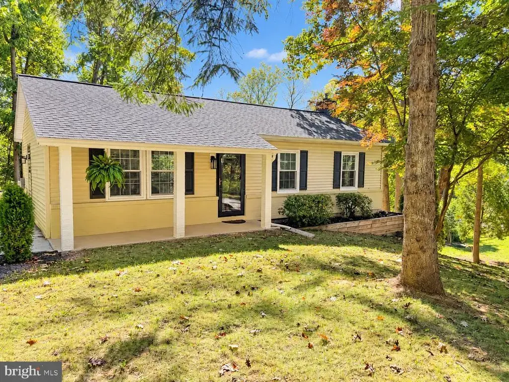 5514 Carol Ln, STEWARTSTOWN