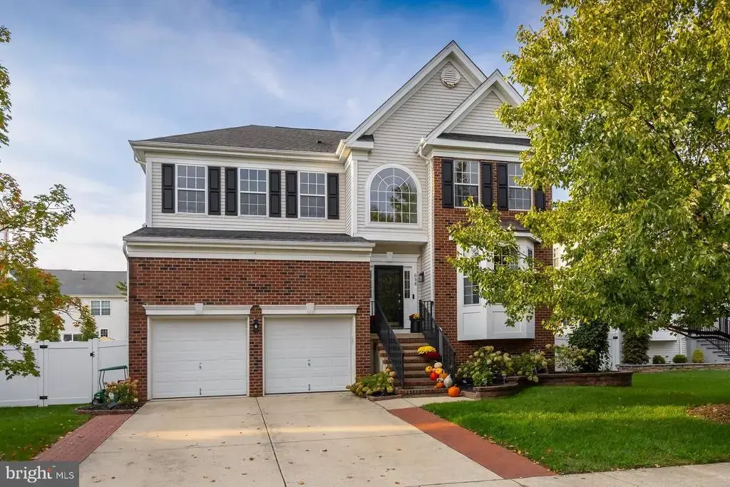 658 Worcester Dr, WEST DEPTFORD