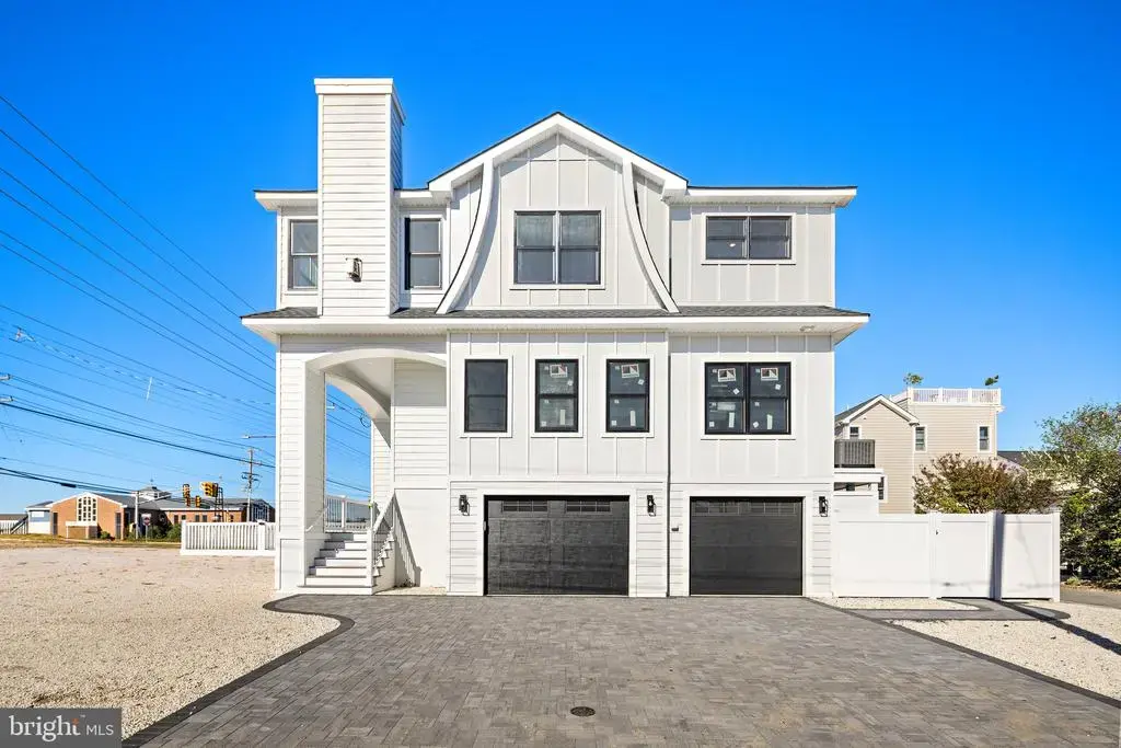 1 E 49th St, LONG BEACH TWP