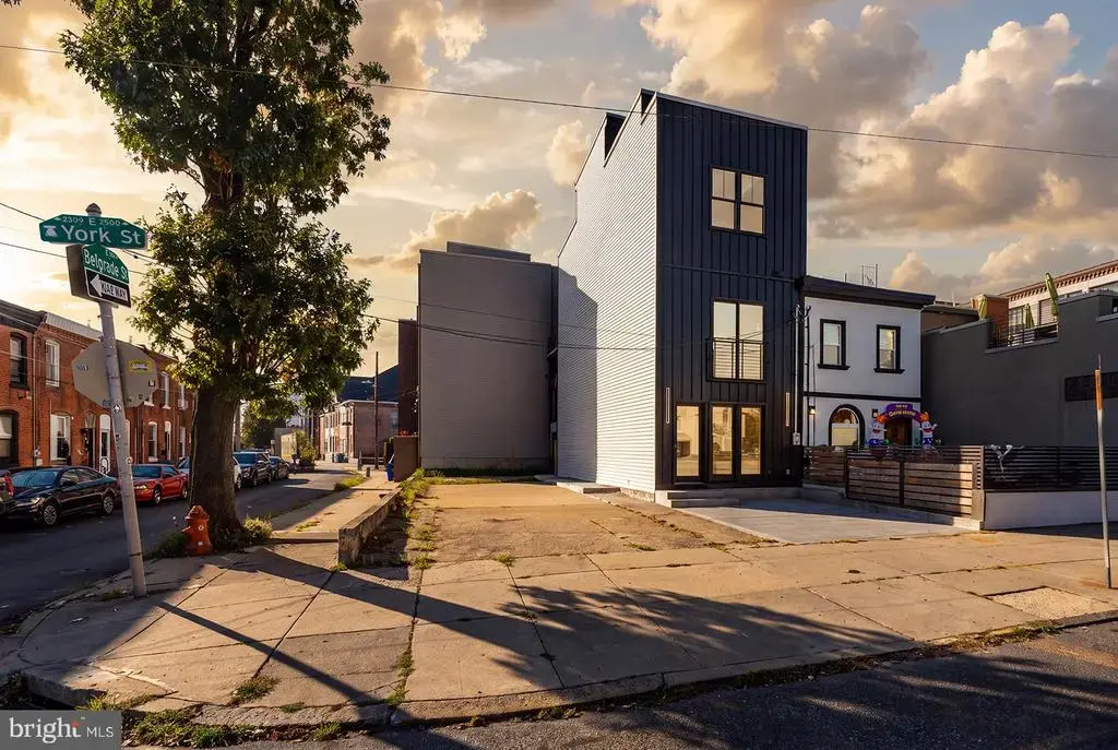 2506 E York St, PHILADELPHIA