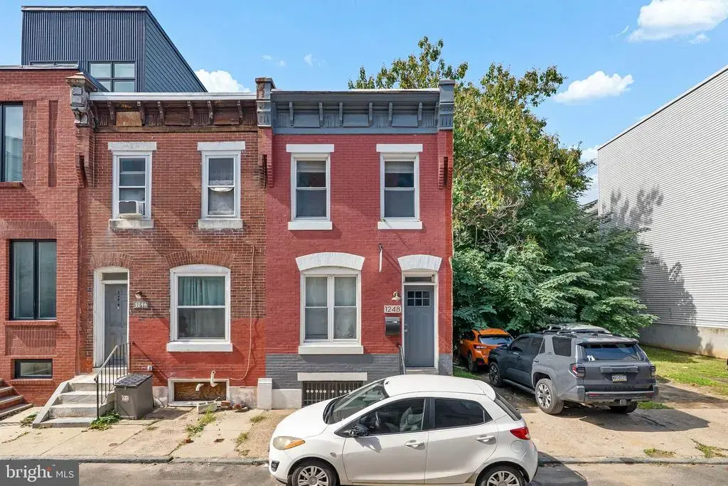 1248 N Myrtlewood St, PHILADELPHIA