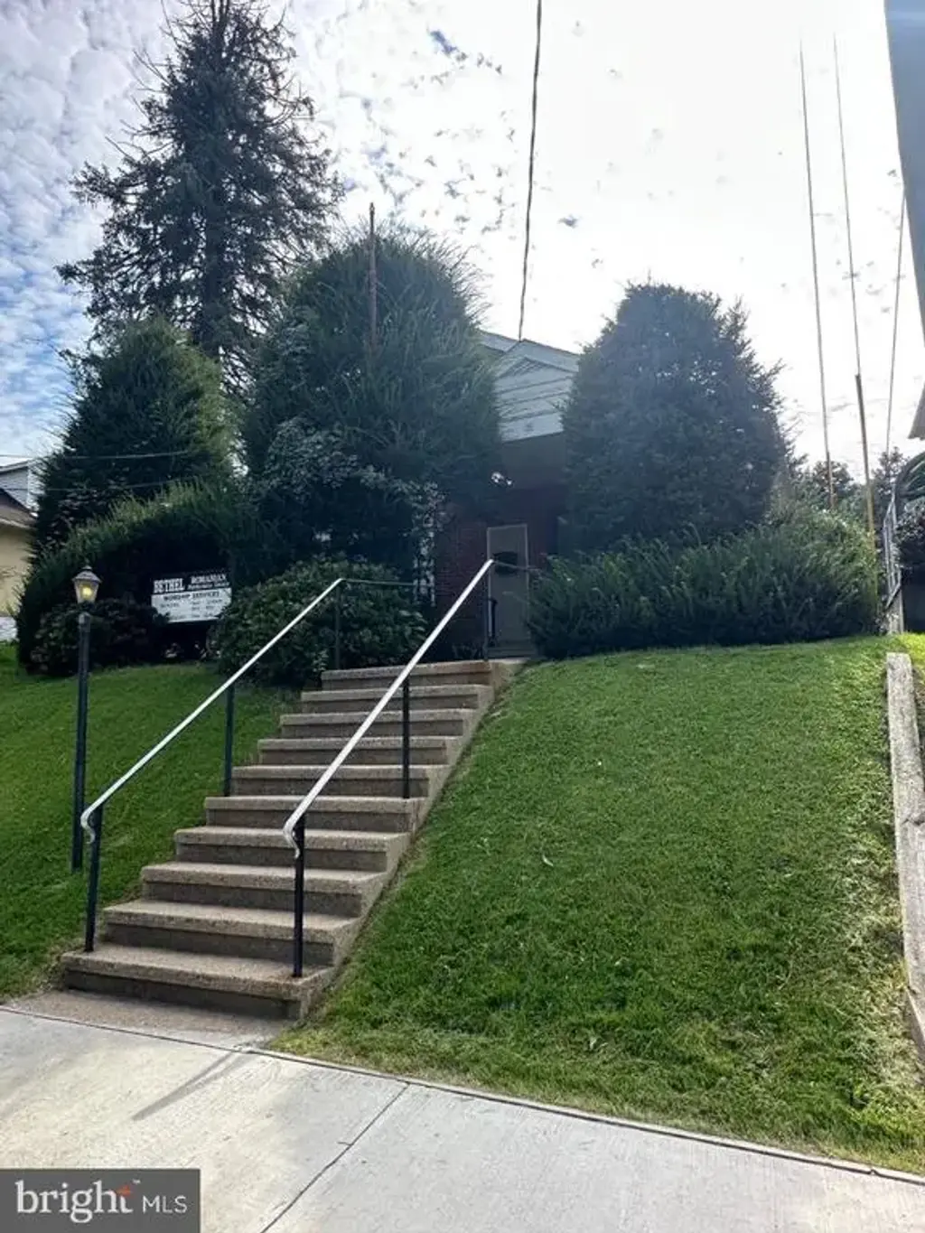 32 Morgantown Rd, READING