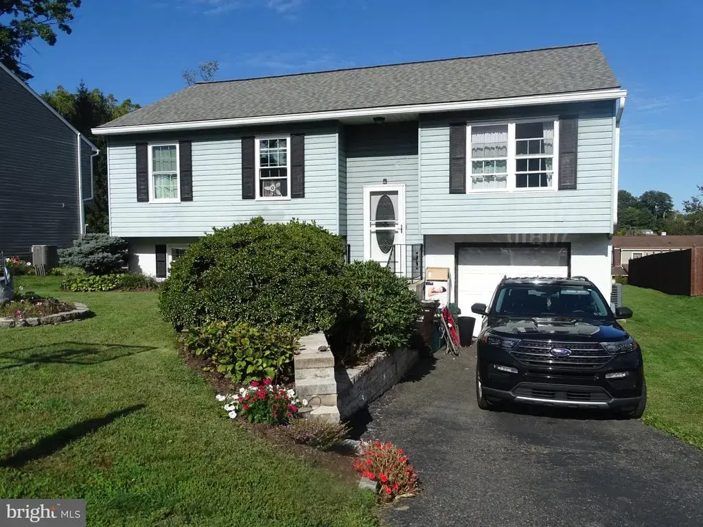 35 Alans Ln, BOYERTOWN