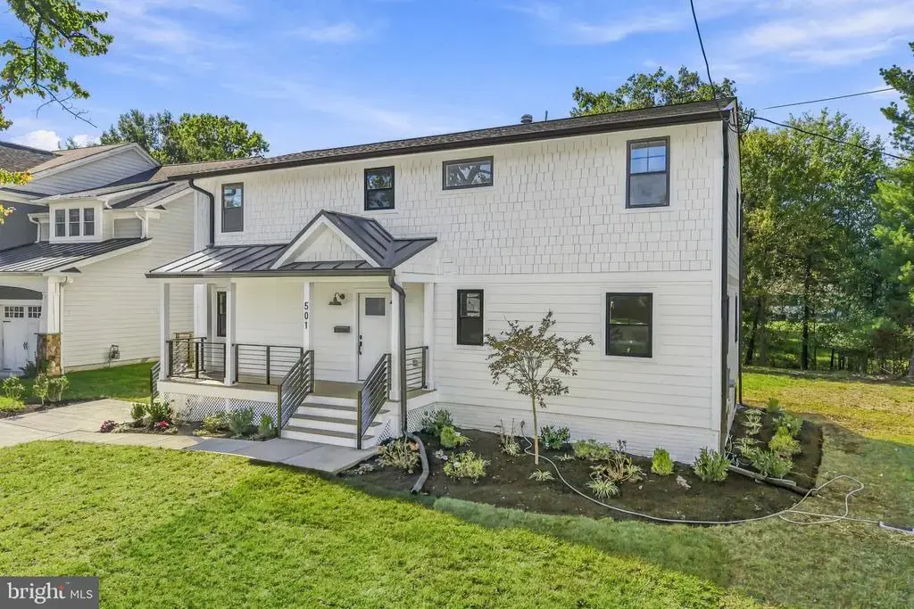 501 Delano Dr Se, VIENNA