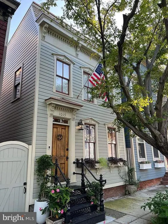 1015 Queen St, ALEXANDRIA
