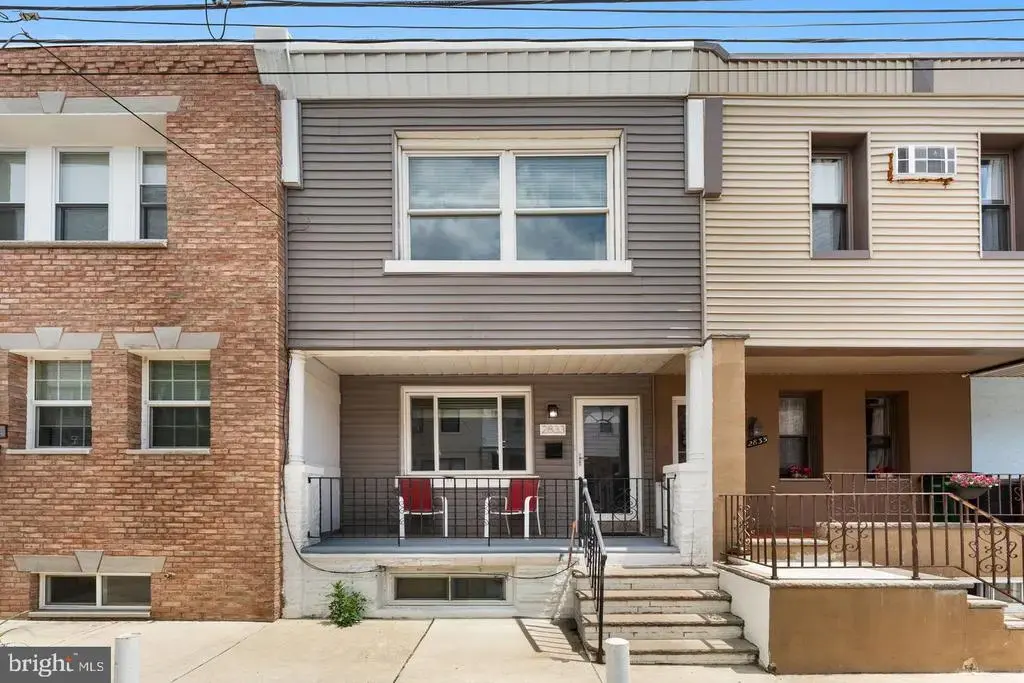 2833 S Sydenham St, PHILADELPHIA