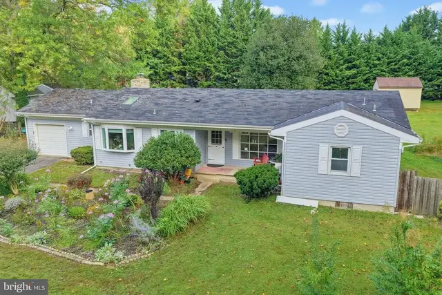 23 Possum Hollow Rd, Newark