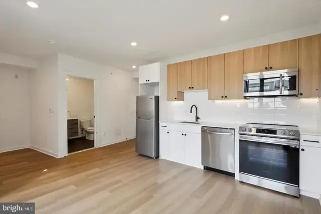 828 N 2nd St #314, Philadelphia