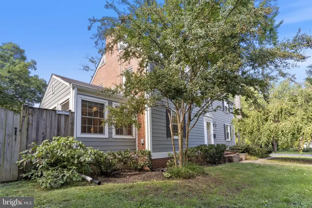 3114 Russell Rd, ALEXANDRIA