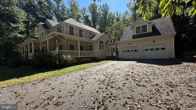 4738 Holly Ave, Fairfax