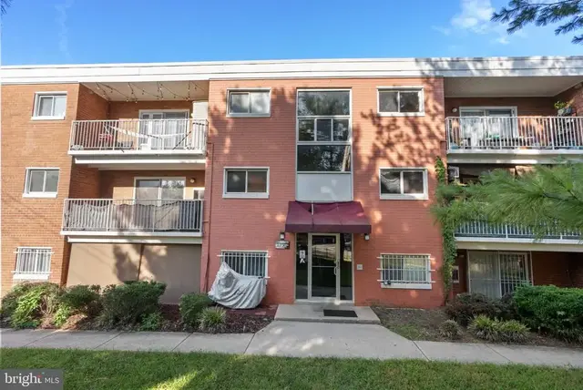 1390 Bryant St Ne #201, Washington