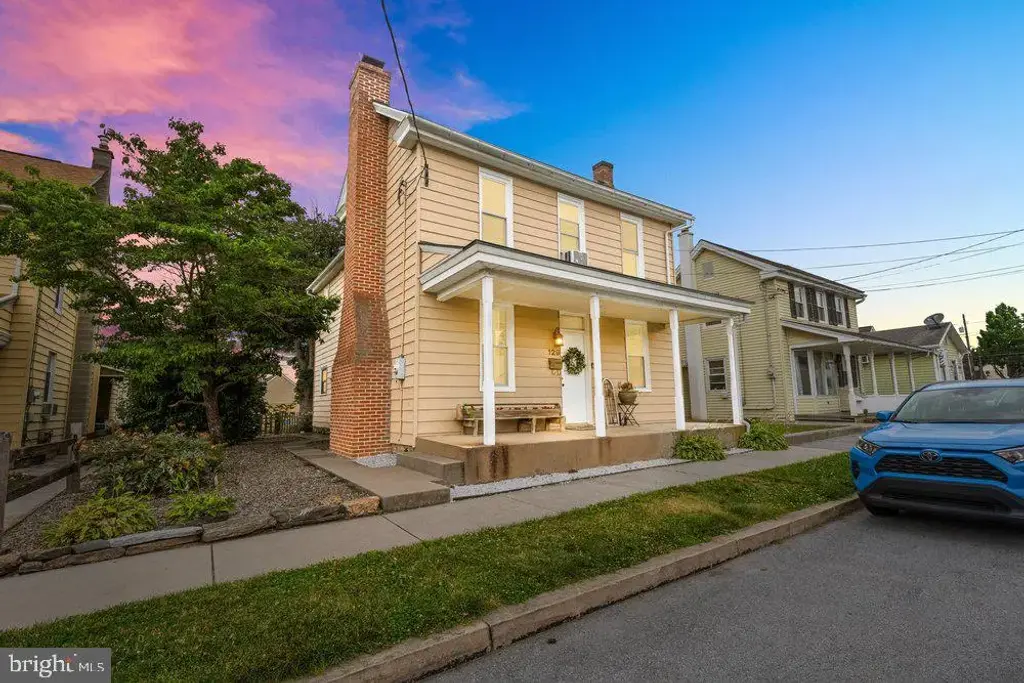 129 S Market St, MOUNT JOY