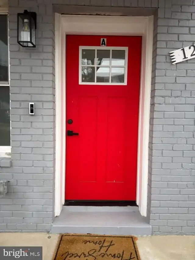 120 Taussig Pl Ne, Washington