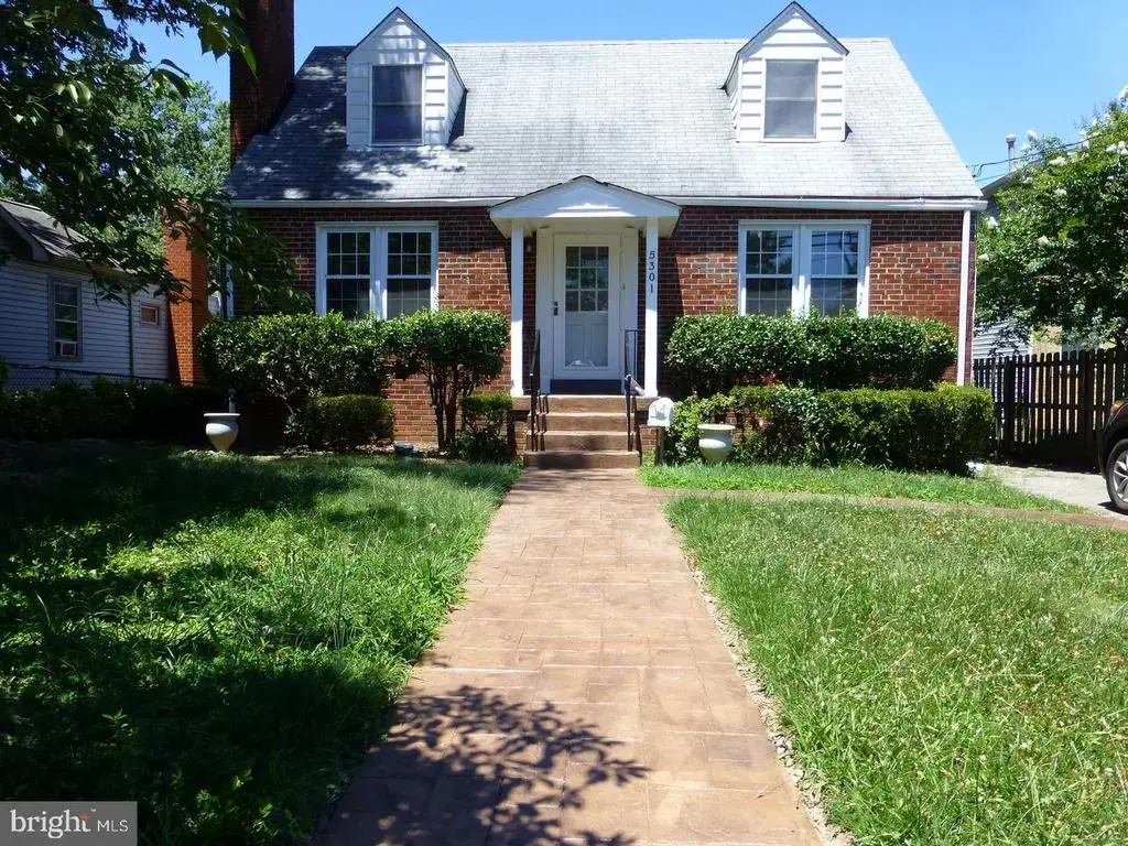 5301 N Carlin Springs Rd, ARLINGTON