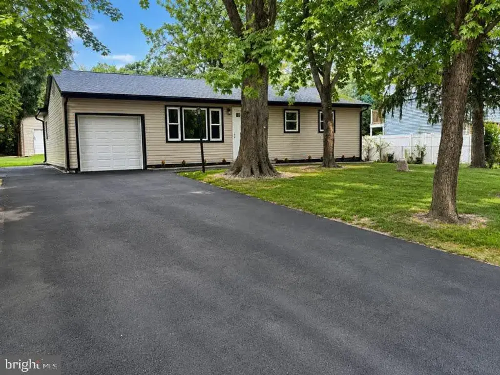 4098 W Adams Cir, HAMMONTON