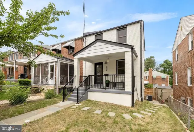 632 Farragut Pl Ne, Washington