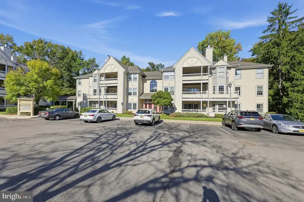 114 Cascade Ct #2, PRINCETON