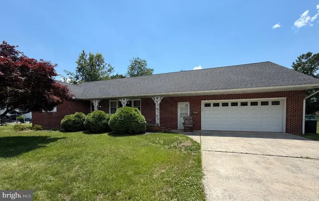47 Benson Ave, PENNSVILLE