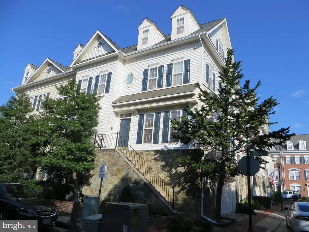 5110 Vos Ln, ALEXANDRIA