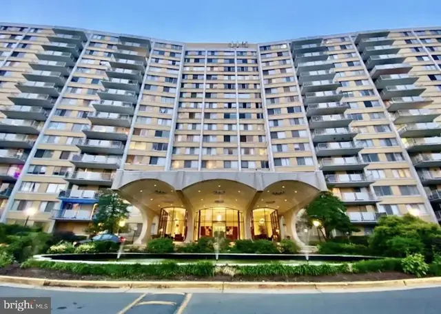 301 N Beauregard St #1720, Alexandria