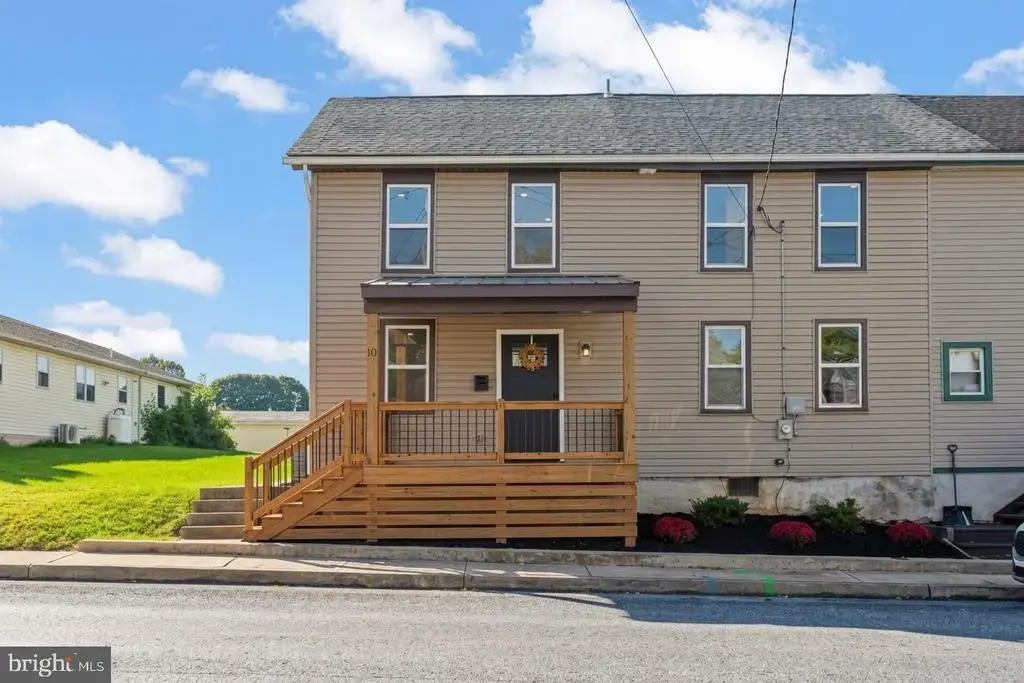 10 W Richland Ave, MYERSTOWN