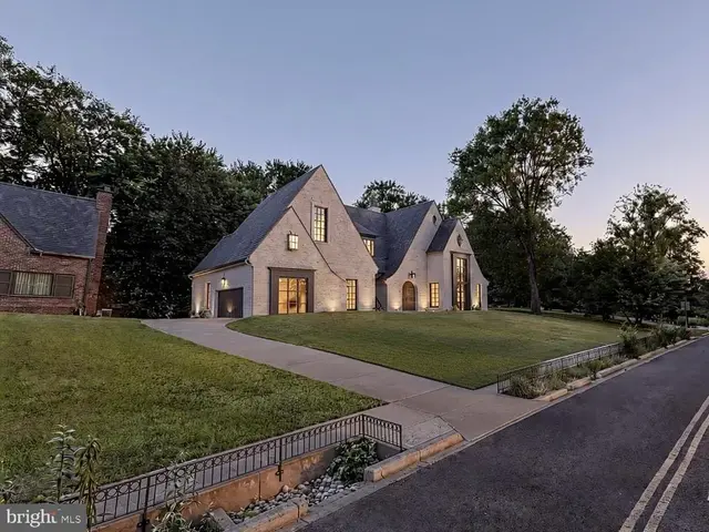 6984 Oregon Ave Nw, Washington
