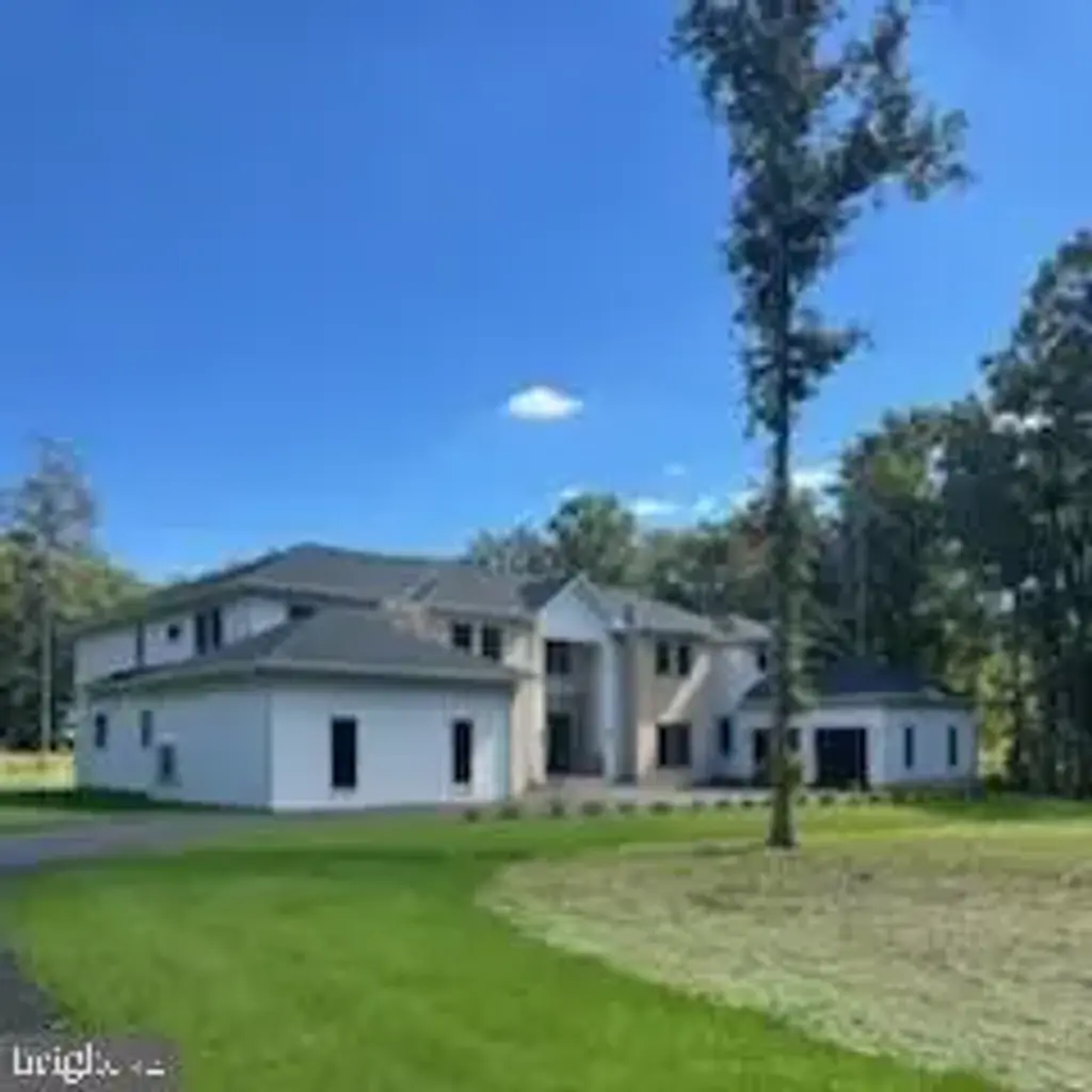 5947 Doyle Rd, CLIFTON
