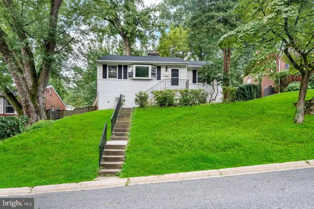 121 Whitmoor Ter, SILVER SPRING