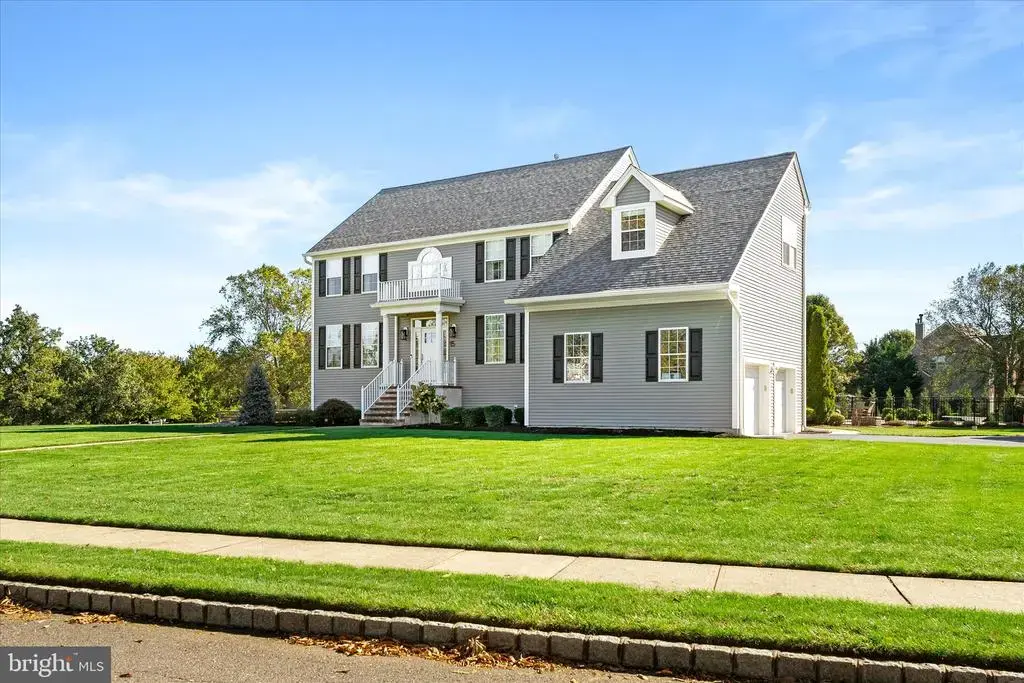 15 Smith Dr, ALLENTOWN