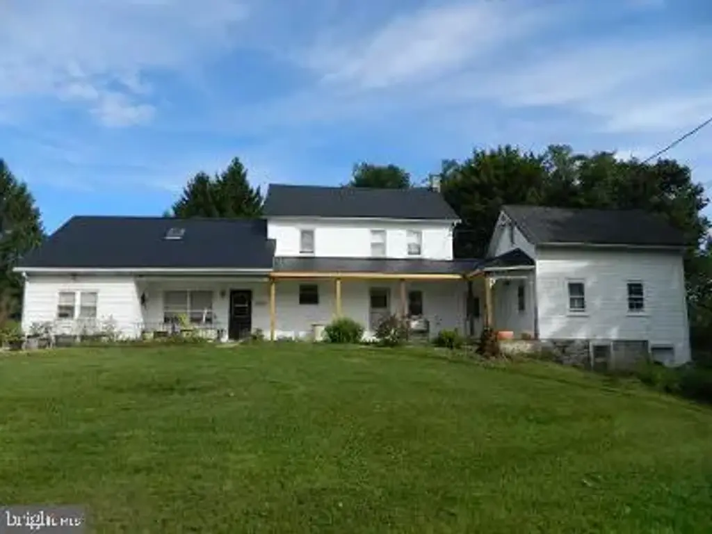 280 Long Rd, MYERSTOWN