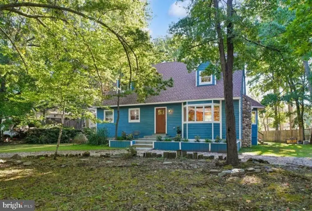 1245 Creek Dr, ANNAPOLIS