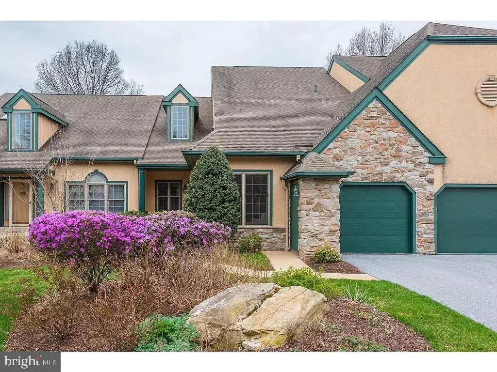 1290 Robynwood Ln #1290, WEST CHESTER
