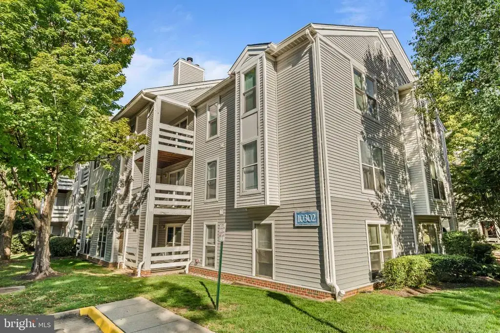 10302 Appalachian Cir #8-108, OAKTON