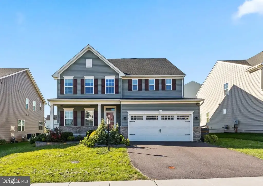 523 Spring Manor Blvd #, GILBERTSVILLE