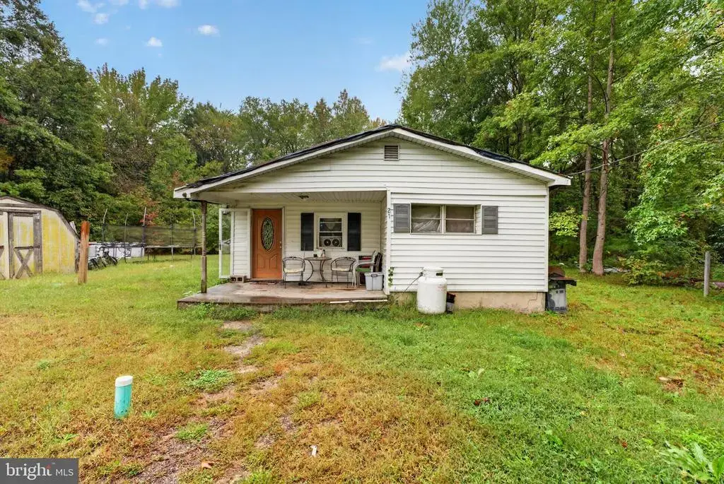21 Cain Ave, LEESBURG